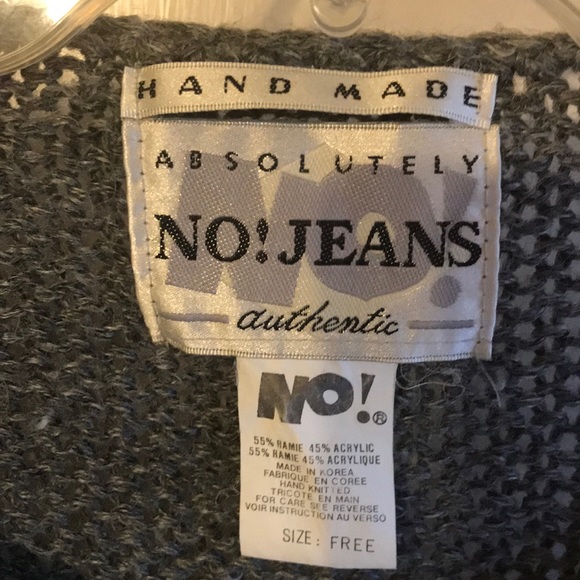 Absolutely No! Jeans woman’s sweater. Size: Free - Picture 3 of 3